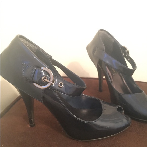 Navy Peeptoe Steve Madden Luxe Pumps - Picture 2 of 5